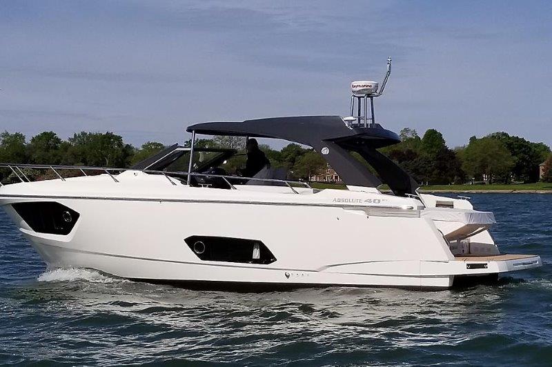 Power boat FOR CHARTER, year 2018 brand Absolute and model 40, available in Puerto Deportivo Marina Botafoch Ibiza Ibiza España